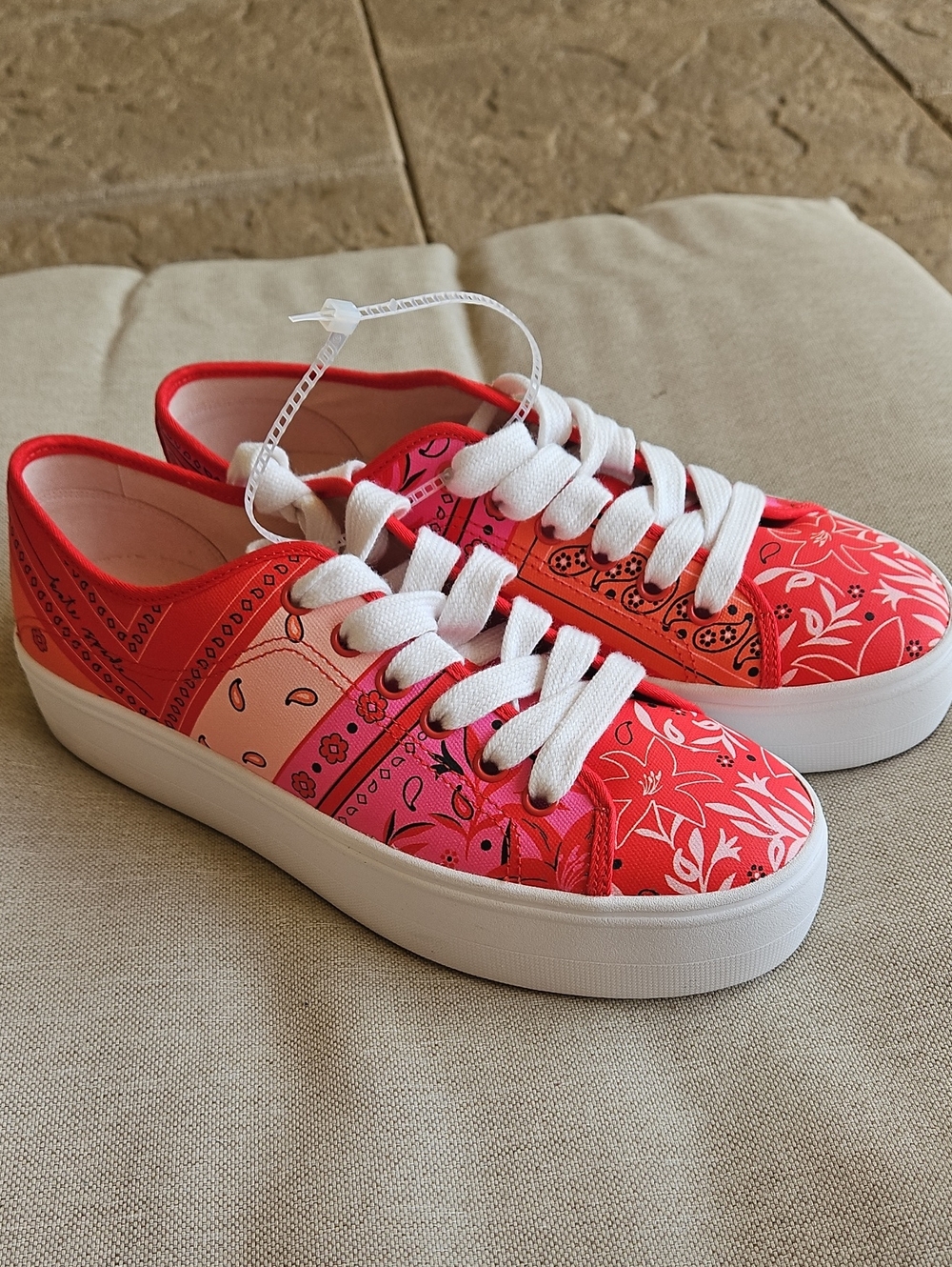 Kate Spade Serve Bandana Patchwork Platform Canvas Sneakers Red Pink Orange Sz 8